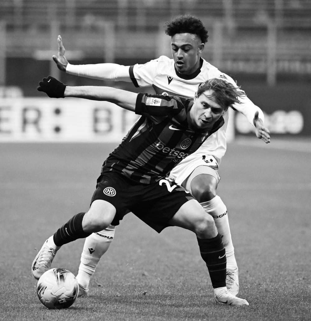 关于博洛尼亚客战国际米兰,实力十分均衡的信息 关于博洛尼亚客战国际米兰,实力十分均衡的信息