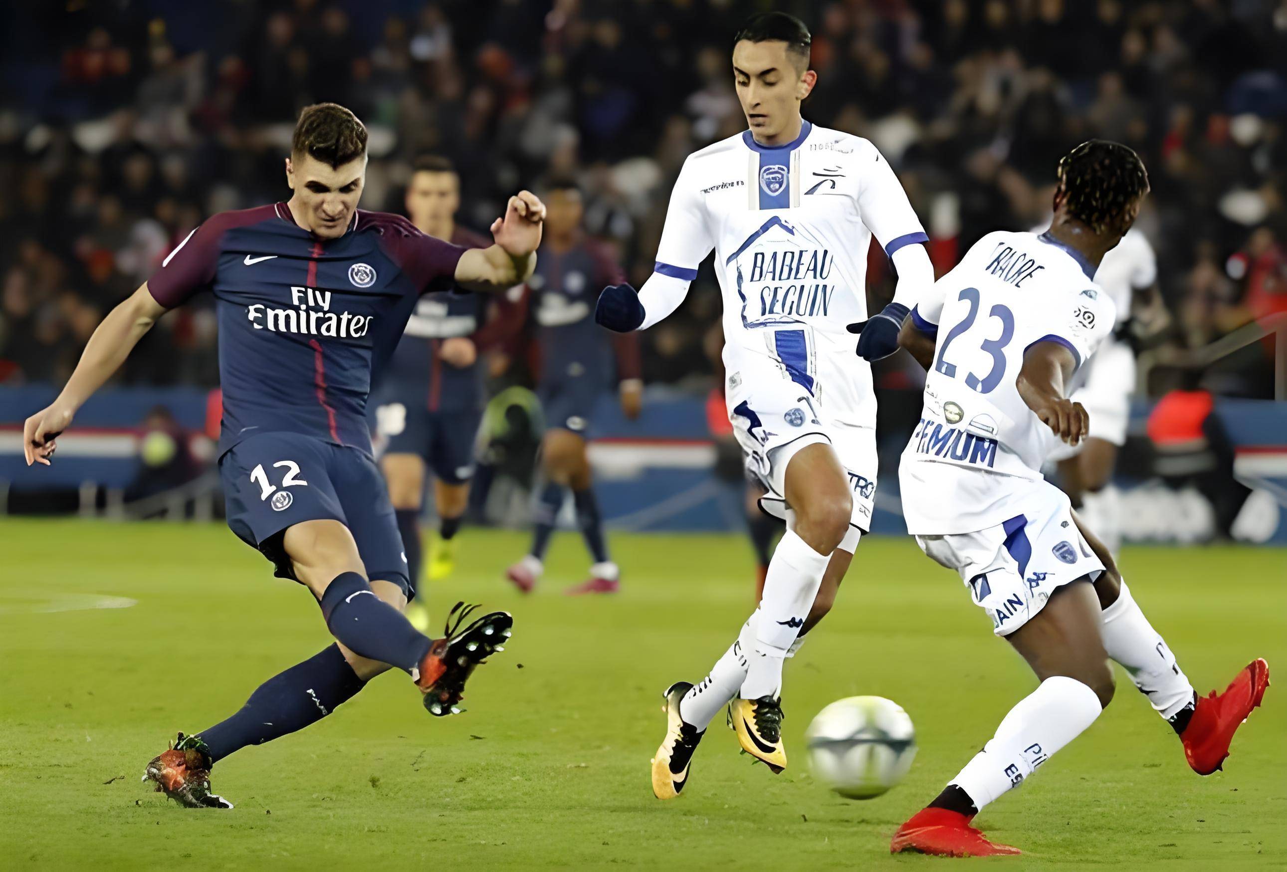 亚眠客场大胜梅斯,取得主场连胜的简单介绍 亚眠客场大胜梅斯,取得主场连胜的简单介绍