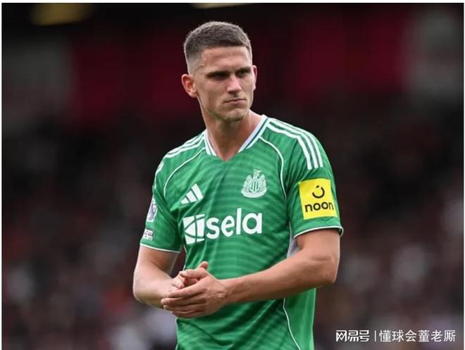 包含西汉姆联客场大胜纽卡斯尔联，继续保持客场不败的词条