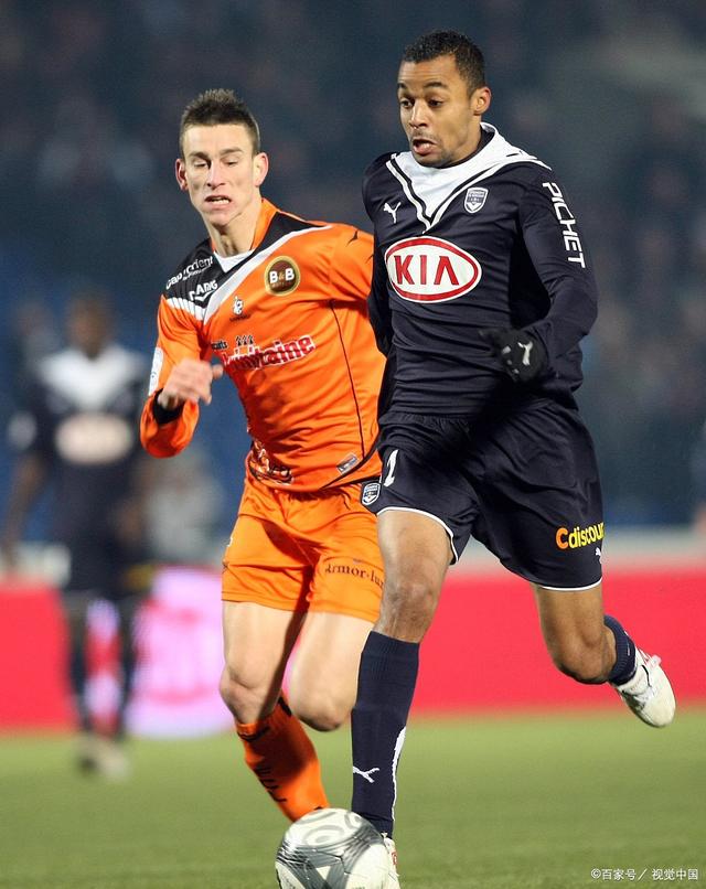 关于波尔多主场轻松击败尼姆，保持不败纪录的信息