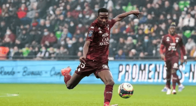 亚眠遭遇客场失利，面临挑战的简单介绍