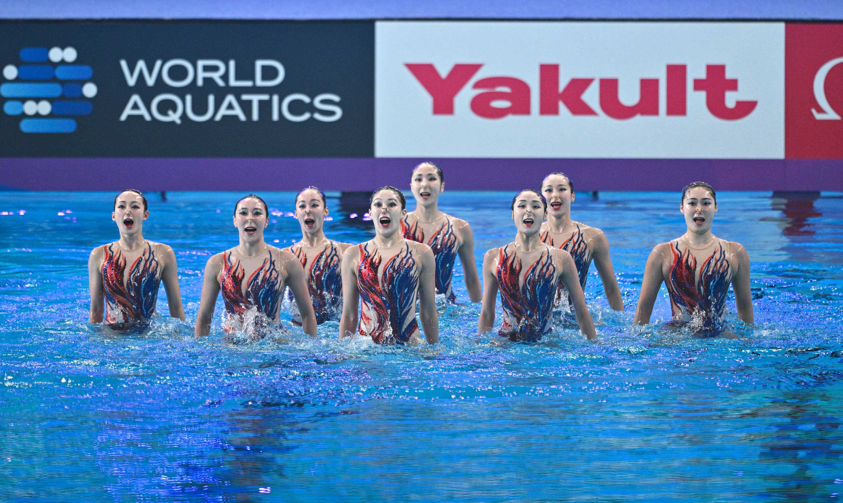 关于日本选手惊艳表演！获得花样游泳金牌的信息