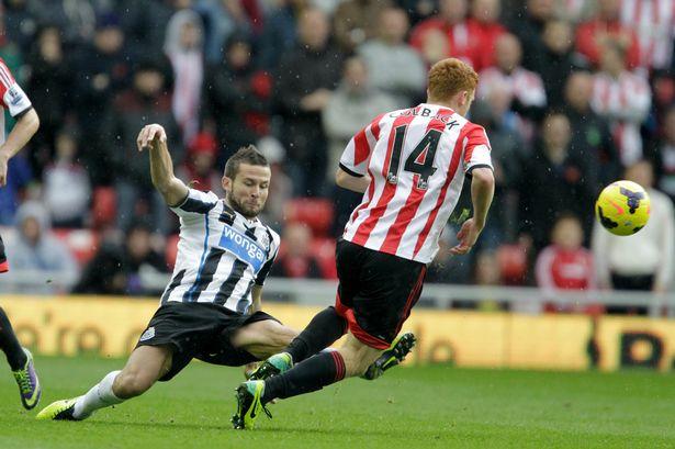 桑德兰主场止颓势，终结连败的简单介绍