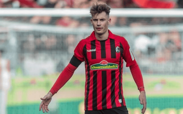 PG Soft Gaming-包含弗赖堡在主场全取三分，继续向前迈进的词条