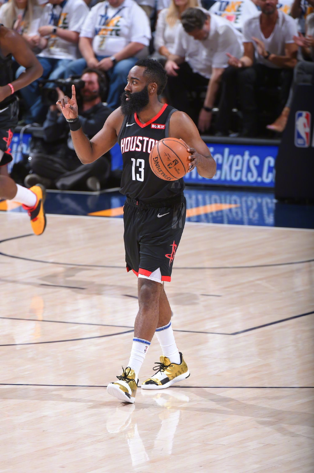 PG电子官方-关于吉林队险胜火箭，米切尔惊艳四座的信息