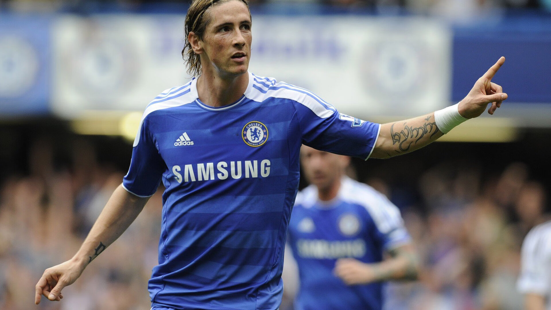 西甲国家德比之夜，爱德华兹彻底打爆防线，新一代巨星宣告诞生